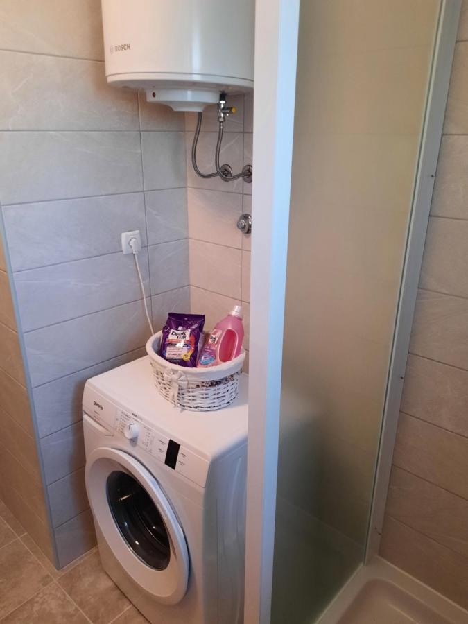 Apartman Laura M โวดีเซ ภายนอก รูปภาพ