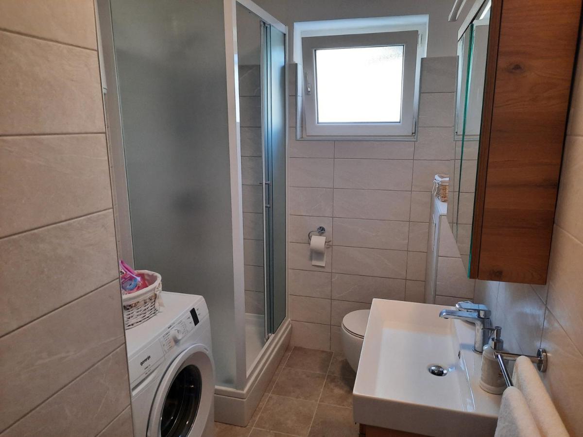Apartman Laura M โวดีเซ ภายนอก รูปภาพ