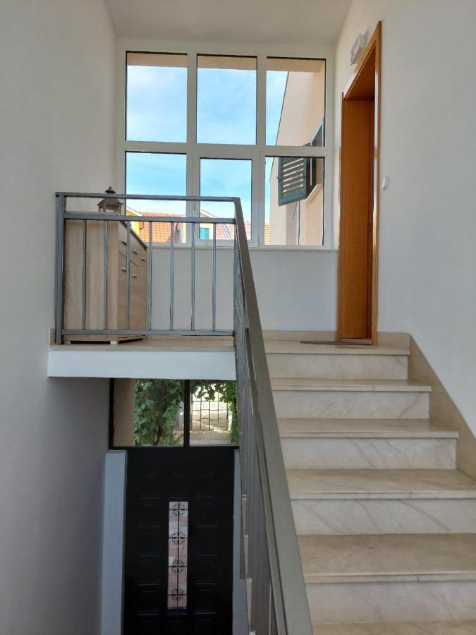 Apartman Laura M โวดีเซ ภายนอก รูปภาพ
